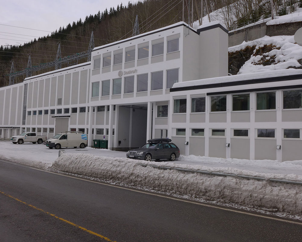 Reception building at Trollheim